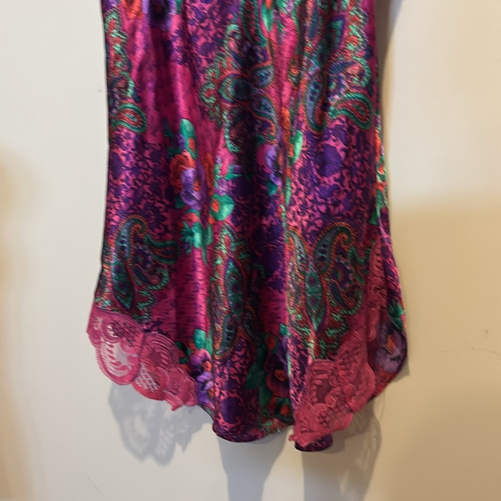VTG Victoria Secret Gold Label Floral Lace Trim Satin Chemise dress size large - Picture 3 of 12